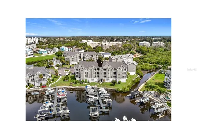 Photo 3 of Condo for sale at 5722 Biscayne Ct #304, New Port Richey, FL 34652 | MLS# W7889285 | Listing updated on 2026-10-03