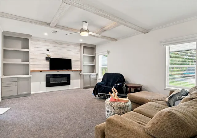 Photo 4 of Manufactured home for sale at 341 Suncoast Blvd, Spring Hill, FL 34608 | MLS# TB8546385 | Listing updated on 2026-09-08