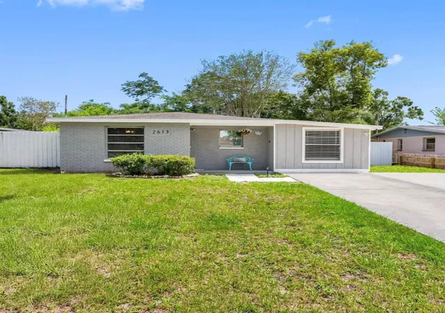 Photo 1 of Single family home for sale at 2613 E 111th Avenue, Tampa, FL 33612 | MLS# TB8546387 | Listing updated on 2026-09-10