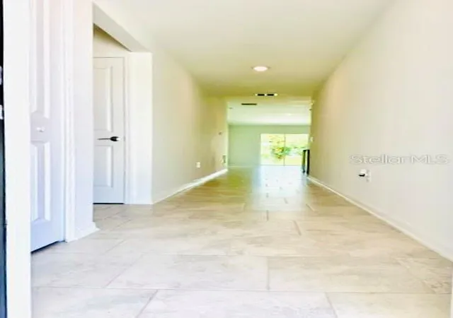 Photo 2 of Sale Pending at 5083 Tanzanite Dr, Mount Dora, FL 32757 | MLS# O6439917 | Listing updated on 2026-09-14