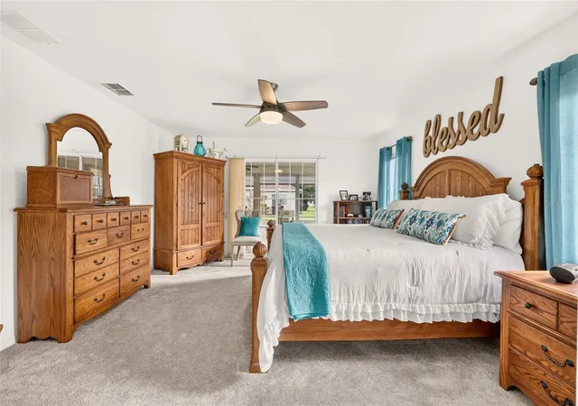 Photo 4 of Sale Pending at 11676 SW 137th Loop, Dunnellon, FL 34432 | MLS# OM731862 | Listing updated on 2026-10-02