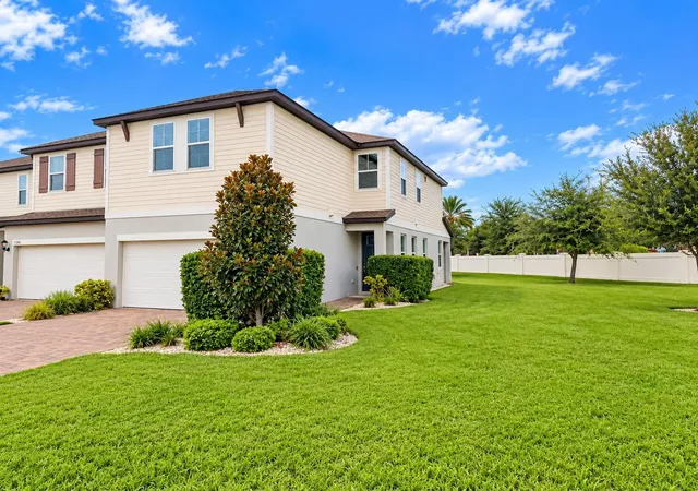 Photo 2 of Townhouse for sale at 15367 Willow Arbor Cir, ORLANDO, FL 32824 | MLS# S5157129 | Listing updated on 2026-10-08