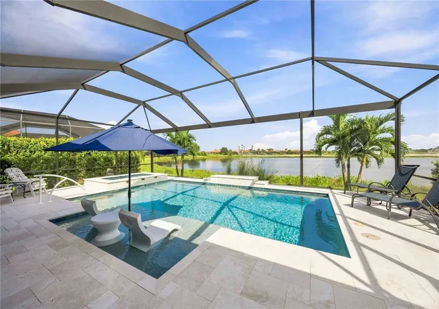 Photo 4 of Single family home for sale at 23535 Waverly Cir, Venice, FL 34293 | MLS# D6148685 | Listing updated on 2026-09-21