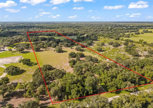 Photo 2 of Land for sale at 7865 Sw River St, Sarasota, FL 34269 | MLS# C7530470 | Listing updated on 2026-09-08