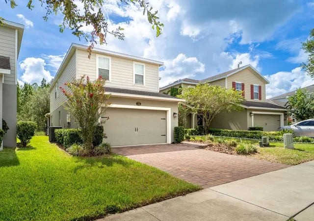 Photo 2 of Single family home for sale at 1625 Chelsea Manor Cir, Deland, FL 32724 | MLS# V4951166 | Listing updated on 2026-09-20
