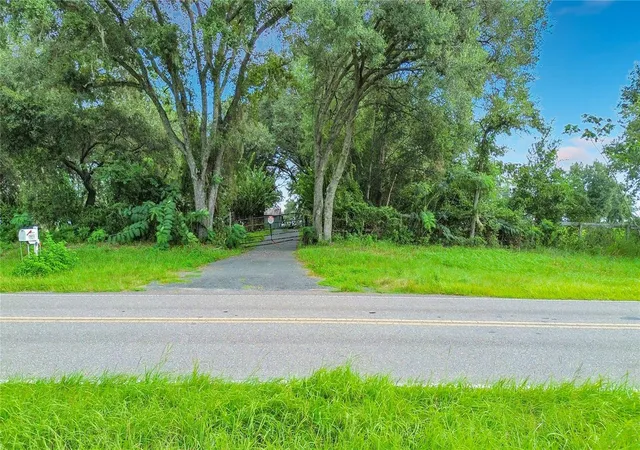 Photo 1 of Sale Pending at 18851 Se 60th Street, Morriston, FL 32668 | MLS# S5157134 | Listing updated on 2026-10-07