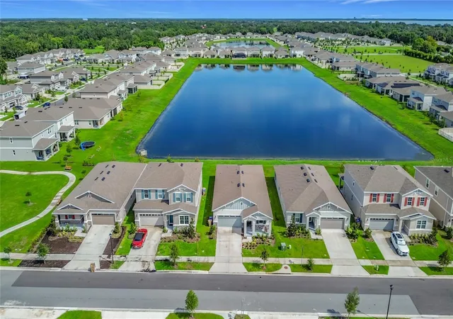 Photo 4 of Single family home for sale at 2949 Gavin Sky Dr, Kissimmee, FL 34744 | MLS# S5157135 | Listing updated on 2026-09-22