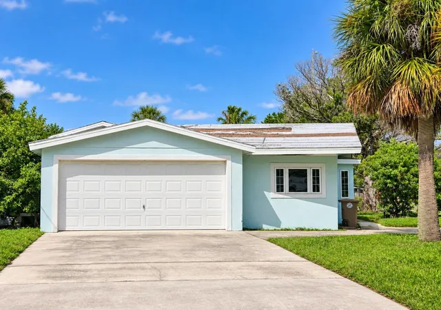 Photo 1 of Single family home for sale at 13401 1st Street E, Madeira Beach, FL 33708 | MLS# A4705372 | Listing updated on 2026-09-13