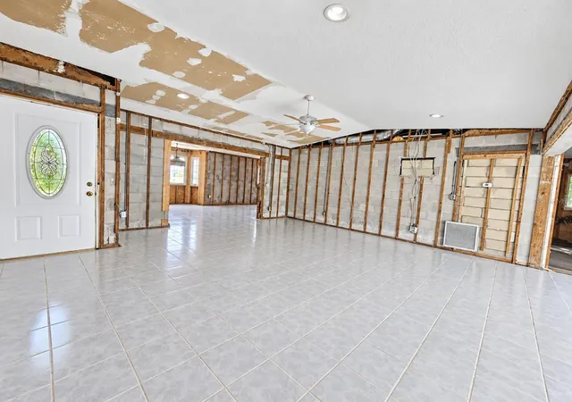 Photo 3 of Single family home for sale at 13401 1st Street E, Madeira Beach, FL 33708 | MLS# A4705372 | Listing updated on 2026-09-13