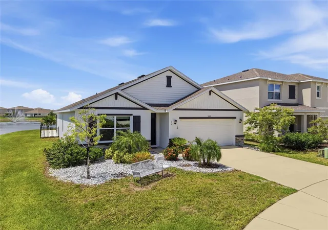 Photo 1 of Single family home for sale at 5120 Vecchio Ct, Bradenton, FL 34211 | MLS# A4705373 | Listing updated on 2026-10-23