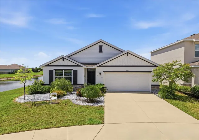 Photo 3 of Single family home for sale at 5120 Vecchio Ct, Bradenton, FL 34211 | MLS# A4705373 | Listing updated on 2026-10-23