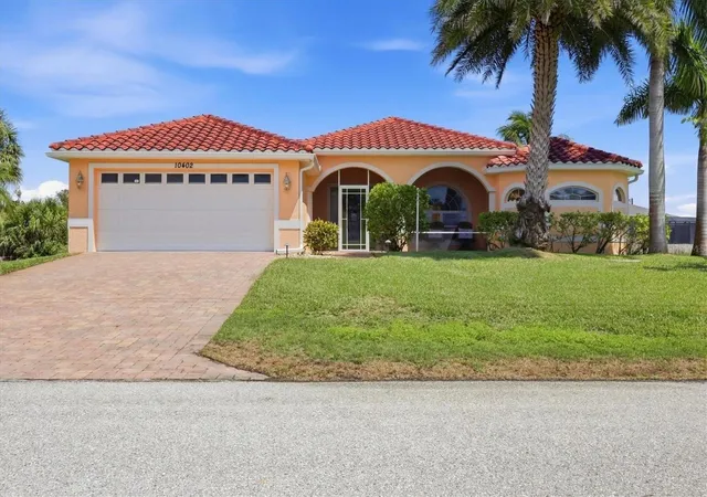 Photo 1 of Single family home for sale at 10402 Winnipeg St, Port Charlotte, FL 33981 | MLS# D6148686 | Listing updated on 2026-09-23