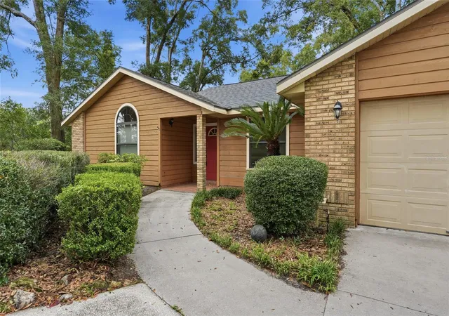 Photo 4 of Single family home for sale at 17026 Southside Ct, High Springs, FL 32643 | MLS# GC543332 | Listing updated on 2026-09-19