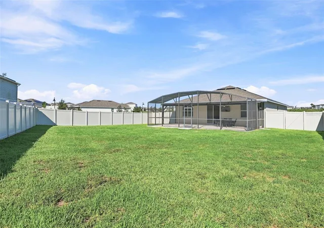 Photo 3 of Single family home for sale at 679 Fairview Ave, Haines City, FL 33844 | MLS# P4939805 | Listing updated on 2026-09-24
