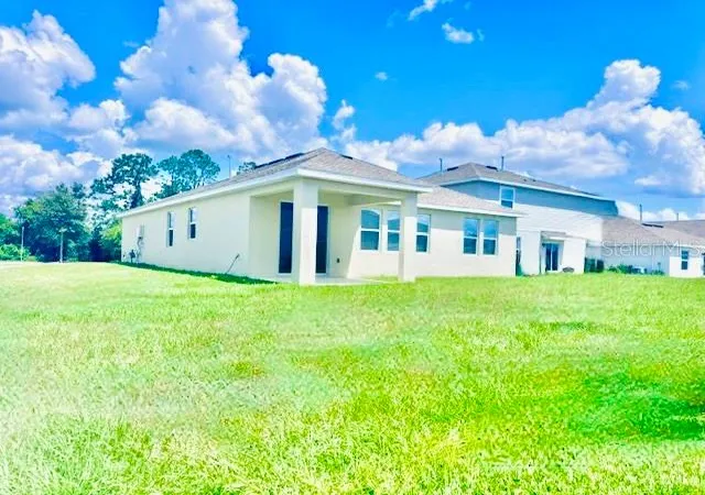 Photo 3 of Single family home for sale at 33611 Sky Blossom Cir, Leesburg, FL 34788 | MLS# O6439942 | Listing updated on 2026-10-10
