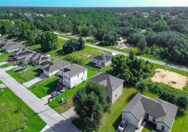 Photo 3 of Single family home for sale at 1403 Kissimmee Ct, Kissimmee, FL 34759 | MLS# O6439945 | Listing updated on 2026-09-19