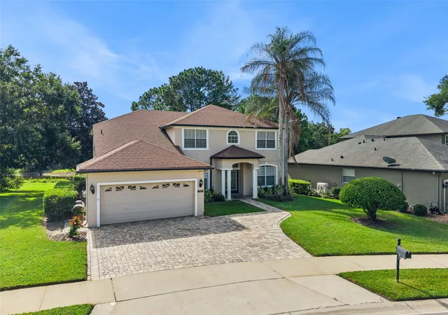 Photo 3 of Single family home for sale at 772 Pickfair Ter, Lake Mary, FL 32746 | MLS# O6439954 | Listing updated on 2026-10-05