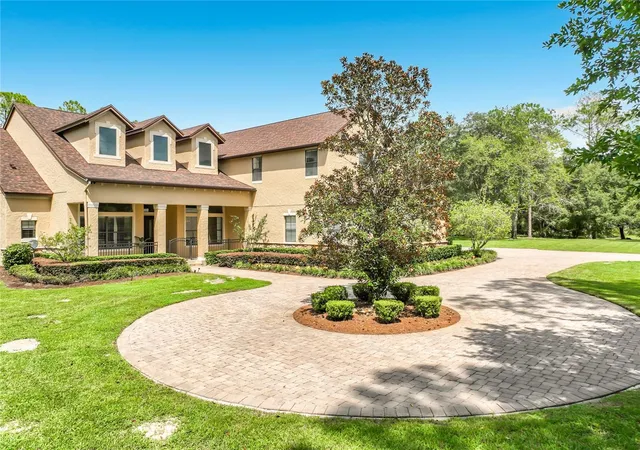 Photo 3 of Single family home for sale at 35719 High Pines Dr, Eustis, FL 32736 | MLS# G5117495 | Listing updated on 2026-09-27