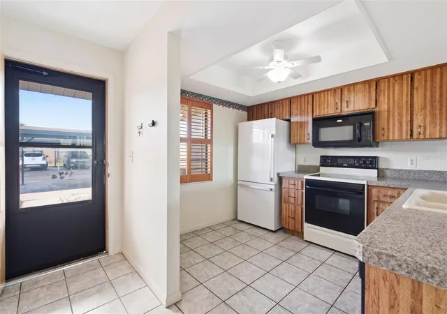 Photo 4 of Condo for sale at 38243 Ironwood Pl, Zephyrhills, FL 33542 | MLS# TB8546439 | Listing updated on 2026-10-07