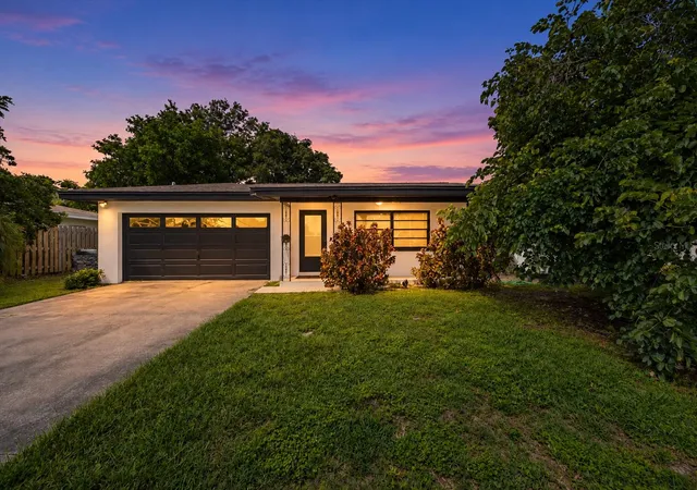 Photo 1 of Single family home for sale at 1860 Alberta Dr, Clearwater, FL 33756 | MLS# TB8546441 | Listing updated on 2026-10-08
