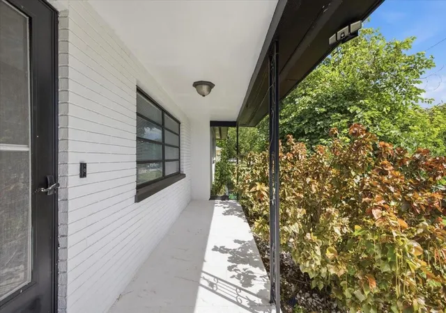 Photo 3 of Single family home for sale at 1860 Alberta Dr, Clearwater, FL 33756 | MLS# TB8546441 | Listing updated on 2026-09-24