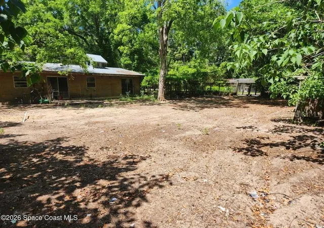 Photo 3 of Single family home for sale at 3607 S Lakewood Dr, Tallahassee, FL 32305 | MLS# O6439962 | Listing updated on 2026-10-05