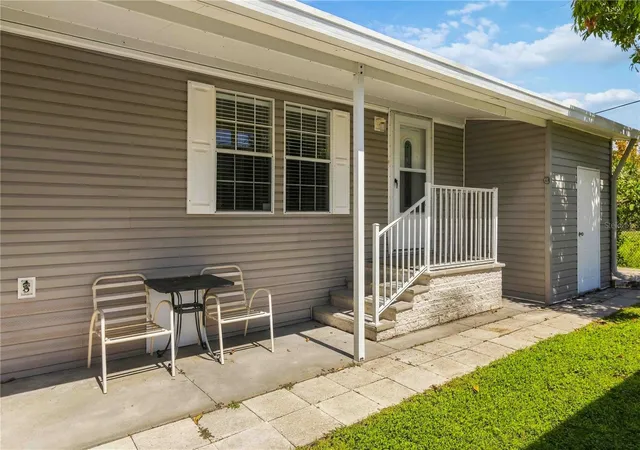 Photo 3 of Manufactured home for sale at 9790 66th Street N #73, Pinellas Park, FL 33782 | MLS# S5157143 | Listing updated on 2026-09-28