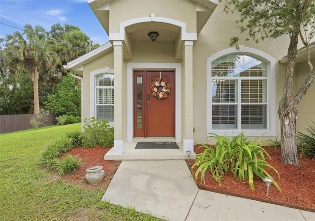 Photo 3 of Single family home for sale at 1544 Center St, Deland, FL 32720 | MLS# V4951169 | Listing updated on 2026-10-03