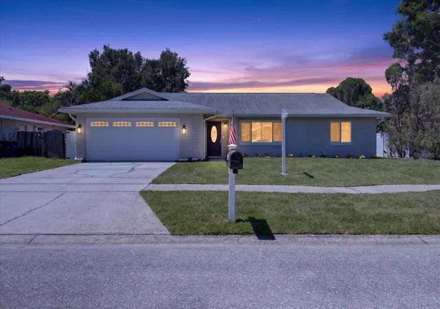 Photo 1 of Single family home for sale at 3350 Hunt Clb Dr, Clearwater, FL 33761 | MLS# TB8546445 | Listing updated on 2026-10-07