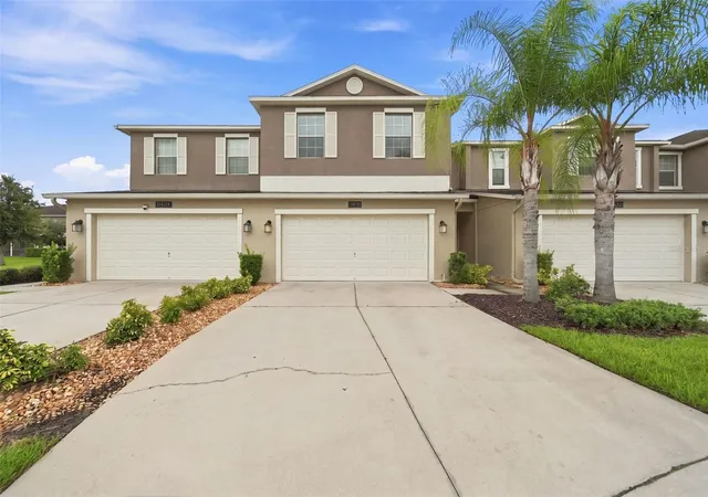 Photo 1 of Townhouse for sale at 15215 Pacey Cvs Dr, Orlando, FL 32824 | MLS# O6439969 | Listing updated on 2026-10-15