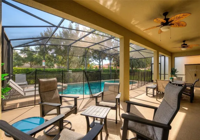Photo 3 of Single family home for sale at 4396 Acorn Ct, Davenport, FL 33837 | MLS# O6439970 | Listing updated on 2026-10-01