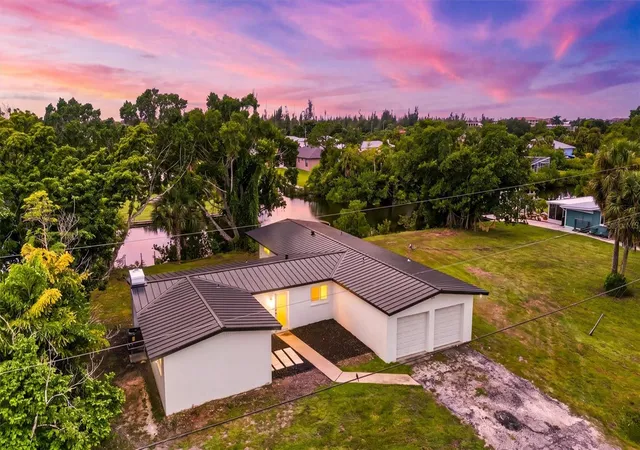 Photo 1 of Single family home for sale at 801 Marlin Dr, Punta Gorda, FL 33950 | MLS# C7530475 | Listing updated on 2026-09-15