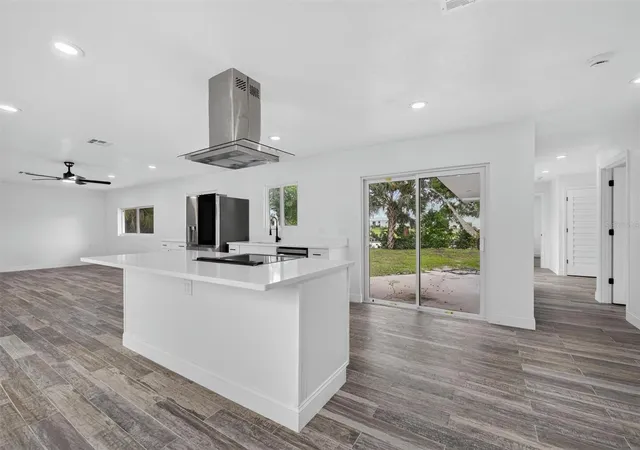 Photo 2 of Single family home for sale at 801 Marlin Dr, Punta Gorda, FL 33950 | MLS# C7530475 | Listing updated on 2026-09-15