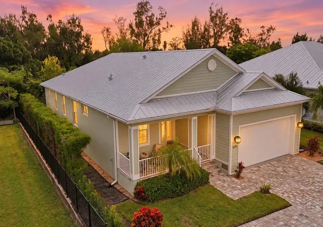 Photo 2 of Single family home for sale at 18050 Wooden Skiff Ct, Nokomis, FL 34275 | MLS# N6145660 | Listing updated on 2026-10-08