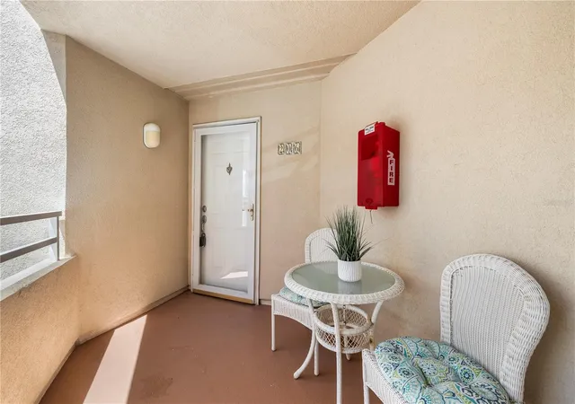 Photo 3 of Condo for sale at 6100 Bahia Del Mar Cir #206, Saint Petersburg, FL 33715 | MLS# TB8546454 | Listing updated on 2026-10-26