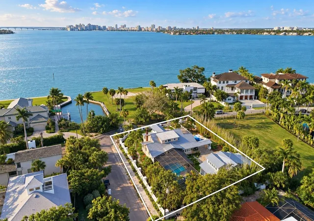 Photo 3 of Single family home for sale at 604 Norsota Way, Sarasota, FL 34242 | MLS# A4705405 | Listing updated on 2026-10-05