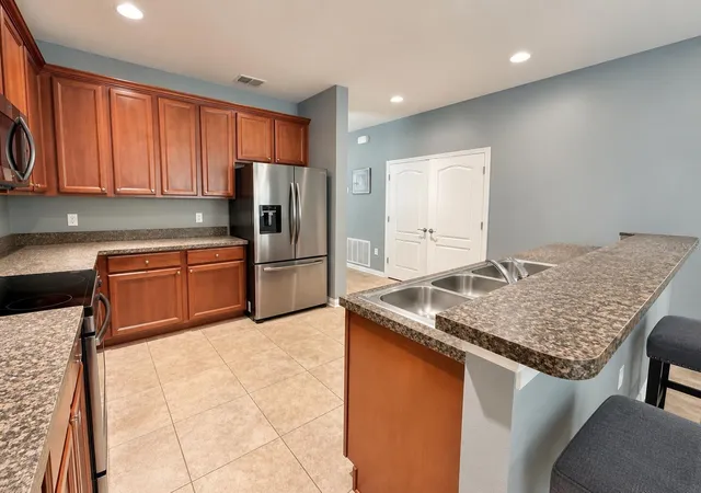 Photo 1 of Single family home for sale at 13303 Moss Park Ridge Dr, Orlando, FL 32832 | MLS# O6440010 | Listing updated on 2026-10-17