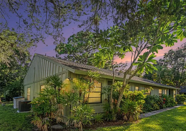 Photo 1 of Multi family home for sale at 5031 Barrington Cir #601, Sarasota, FL 34234 | MLS# A4705411 | Listing updated on 2026-09-23