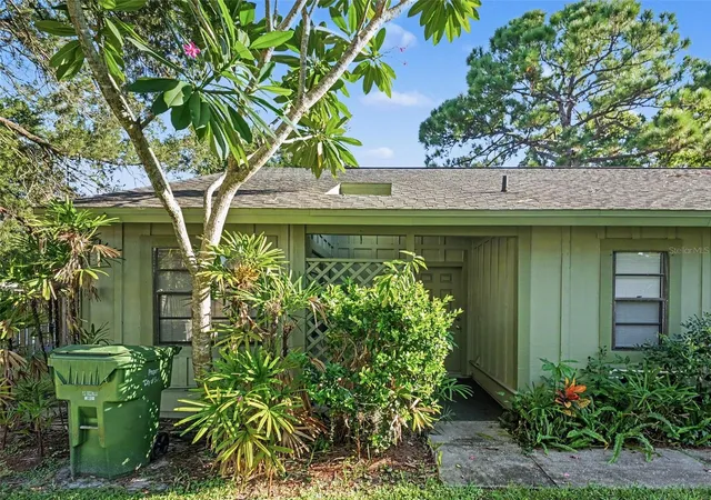 Photo 3 of Multi family home for sale at 5031 Barrington Cir #601, Sarasota, FL 34234 | MLS# A4705411 | Listing updated on 2026-09-23