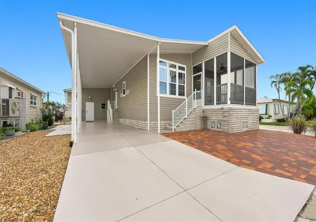 Photo 2 of Manufactured home for sale at 10315 Cortez Rd W #2F, Bradenton, FL 34210 | MLS# A4705416 | Listing updated on 2026-09-28