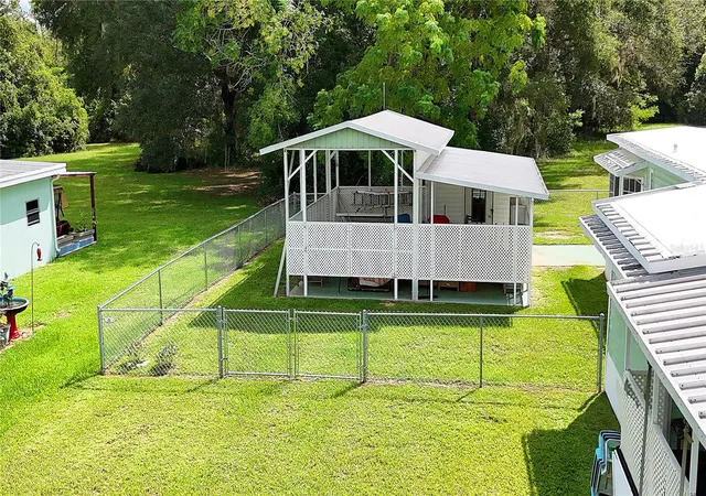 Photo 2 of Manufactured home for sale at 417 Ne 64th Avenue, Ocala, FL 34470 | MLS# OM731878 | Listing updated on 2026-09-11