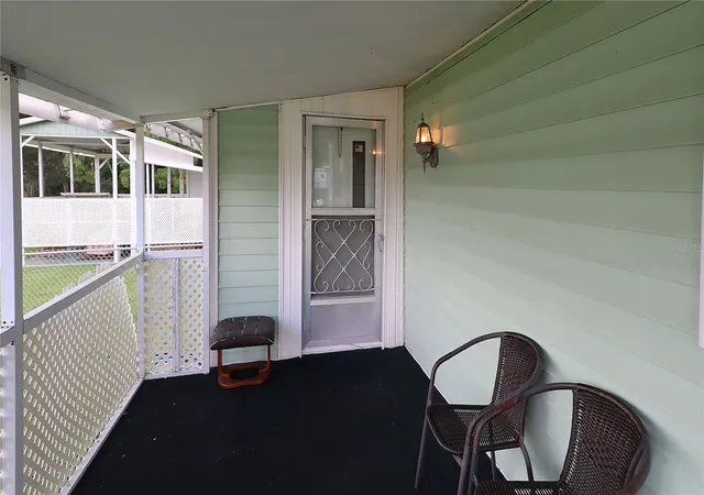 Photo 3 of Manufactured home for sale at 417 Ne 64th Avenue, Ocala, FL 34470 | MLS# OM731878 | Listing updated on 2026-09-11