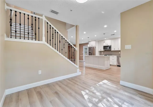 Photo 3 of Condo for sale at 668 Post Oak Cir #116, Altamonte Springs, FL 32701 | MLS# O6440019 | Listing updated on 2026-10-05
