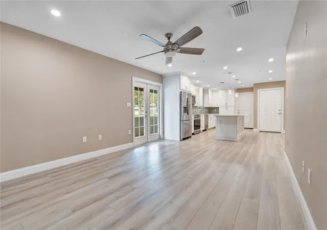 Photo 4 of Condo for sale at 668 Post Oak Cir #116, Altamonte Springs, FL 32701 | MLS# O6440019 | Listing updated on 2026-10-05