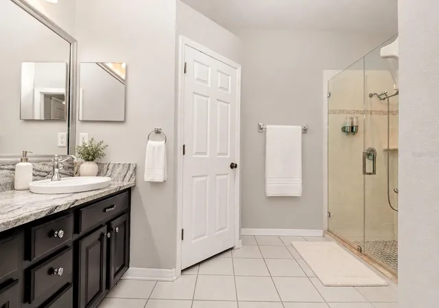 Photo 3 of Single family home for sale at 1161 Emerald Hl Way, Valrico, FL 33594 | MLS# TB8546500 | Listing updated on 2026-10-10