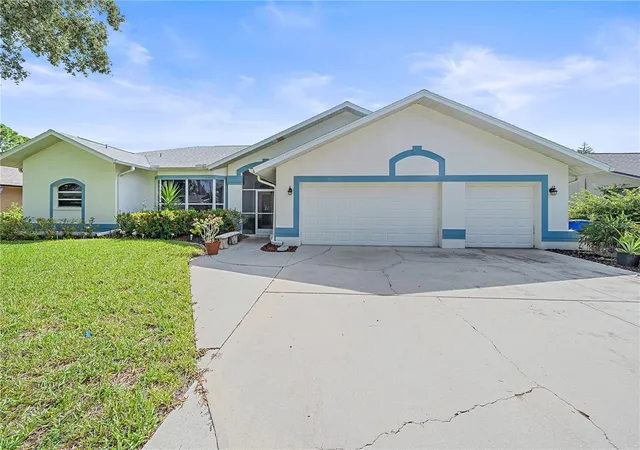 Photo 1 of Single family home for sale at 19291 Pine Glen Dr, Fort Myers, FL 33967 | MLS# A4705420 | Listing updated on 2026-10-06