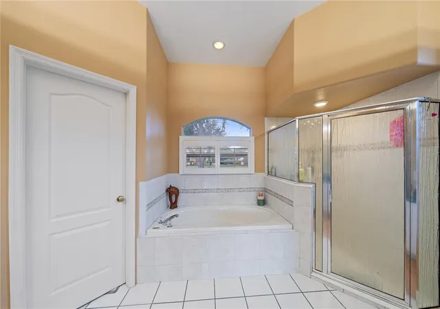 Photo 3 of Single family home for sale at 19291 Pine Glen Dr, Fort Myers, FL 33967 | MLS# A4705420 | Listing updated on 2026-10-06