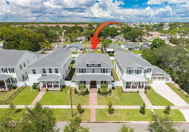 Photo 3 of Single family home for sale at 455 47th Avenue N, Saint Petersburg, FL 33703 | MLS# TB8546506 | Listing updated on 2026-10-16