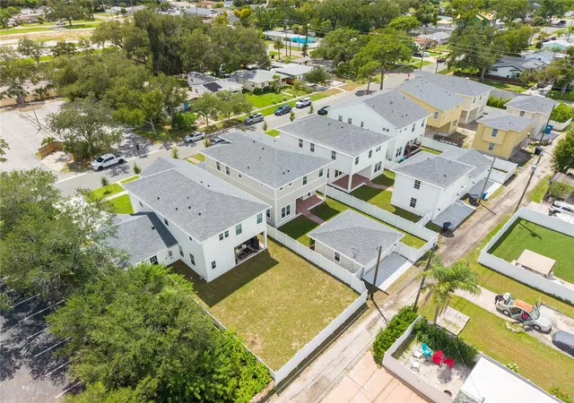 Photo 4 of Single family home for sale at 455 47th Avenue N, Saint Petersburg, FL 33703 | MLS# TB8546506 | Listing updated on 2026-10-16