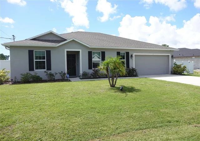 Photo 2 of Single family home for sale at 1 Frenora Ln, Palm Coast, FL 32137 | MLS# FC321287 | Listing updated on 2026-09-12